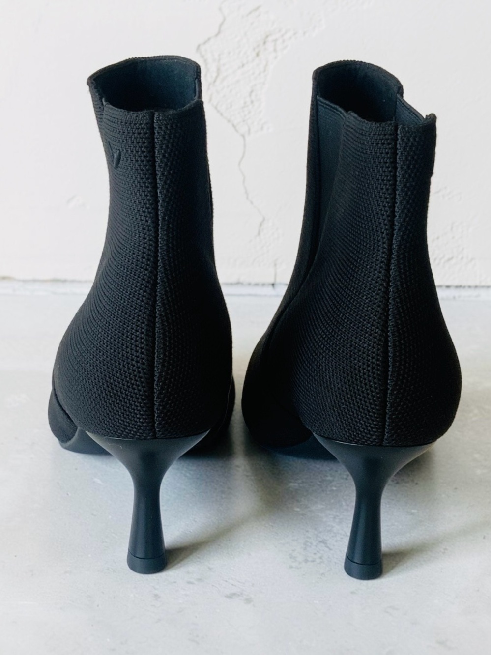 NEW VIVAIA Alexandra Waterproof Kitten Heel Stretch Knit Bootie Women’s 40.5 EU - Picture 4 of 14